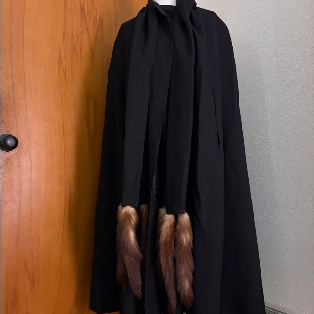 Vintage C'est Simone Black Wool Cape Real Mink Tails Mob Wife Goth 80s Coat